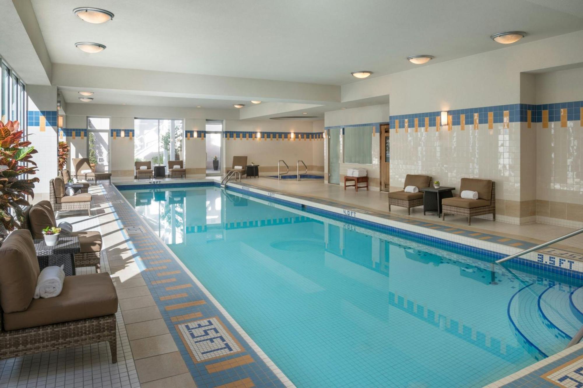 Marriott Pinnacle Downtown Hotel 4*